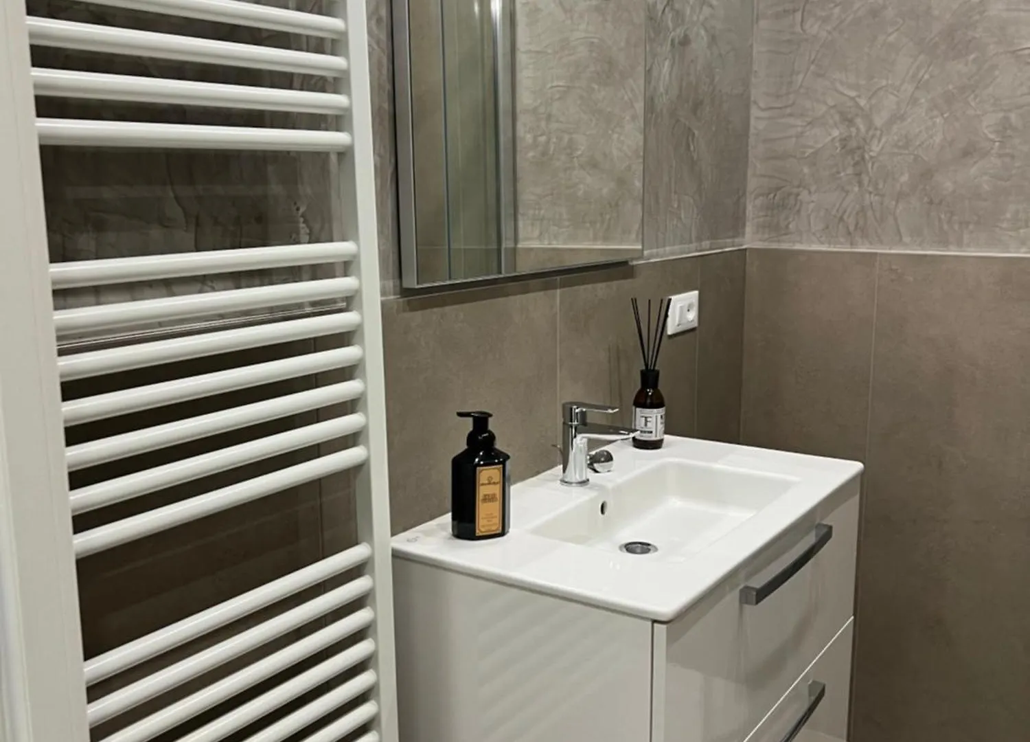 Villa Lualdi Suite Sanremo Apartment
